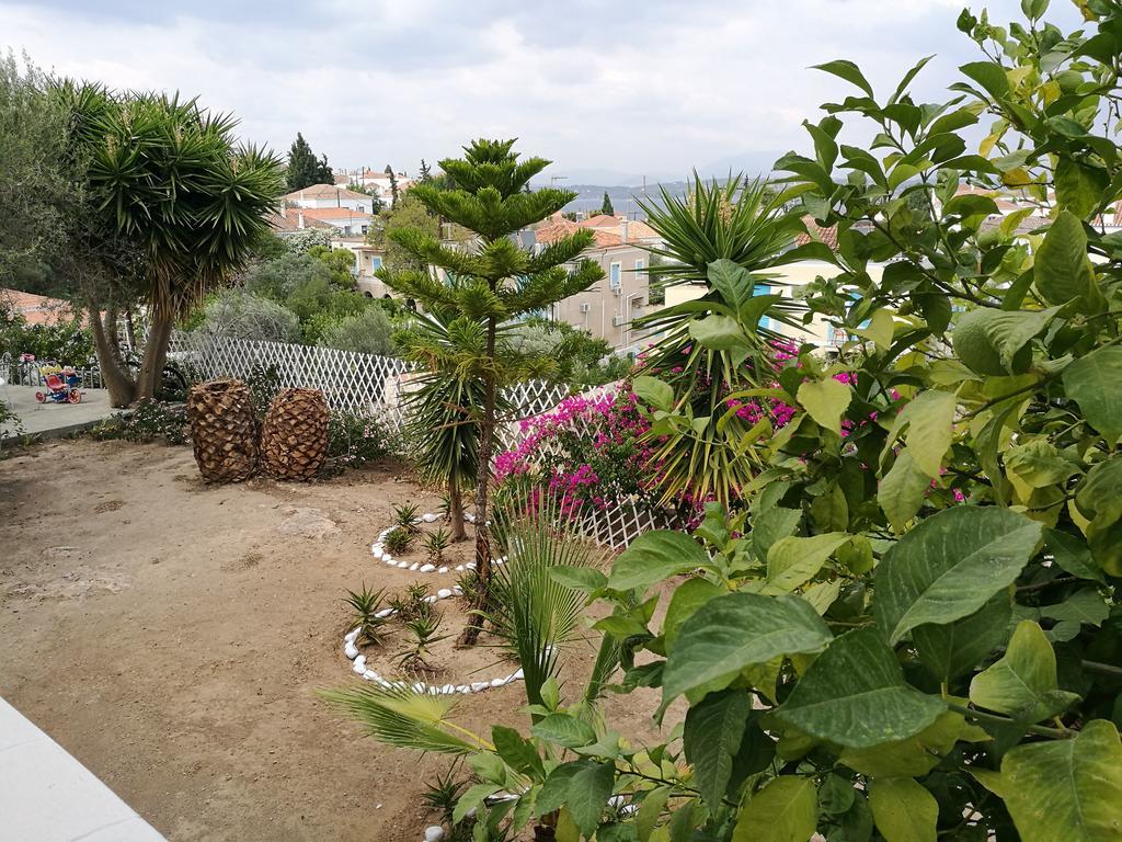 Villa Metaxa Spetses Town Exterior photo